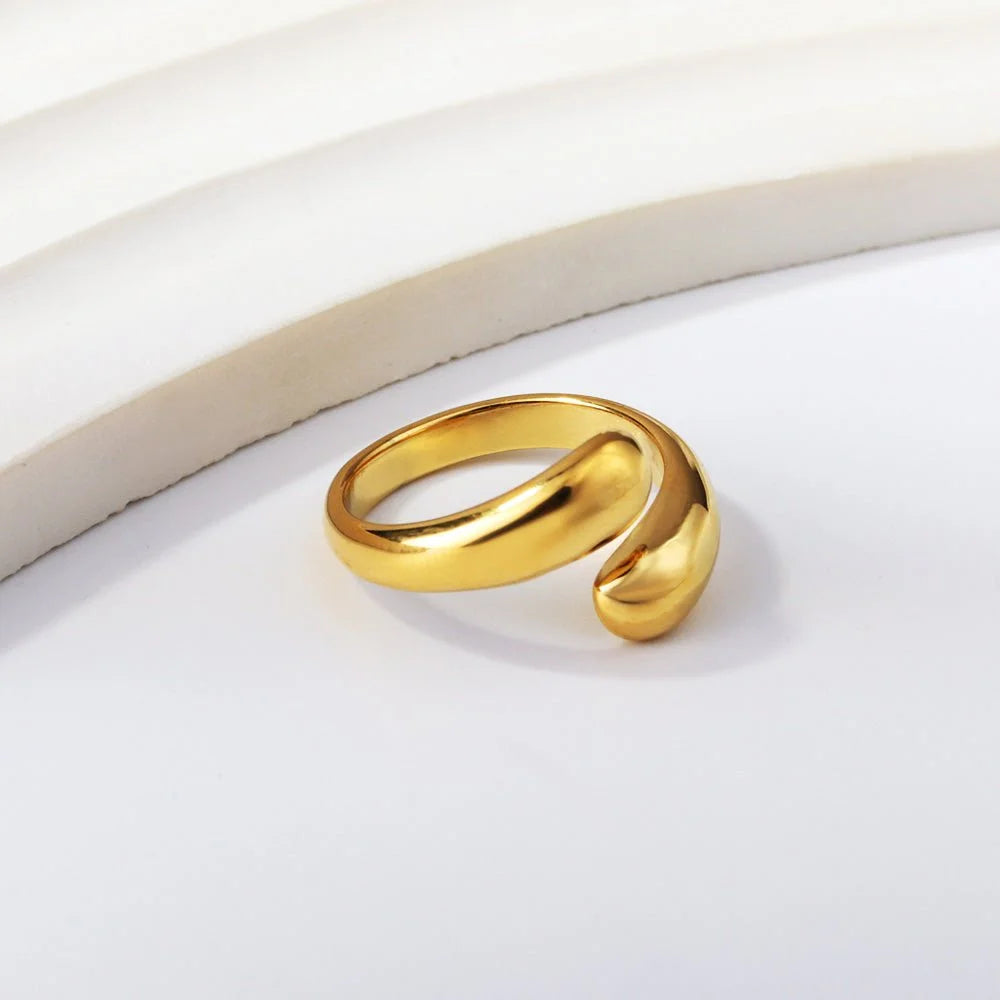 Beatrice Open Band Ring in Gold