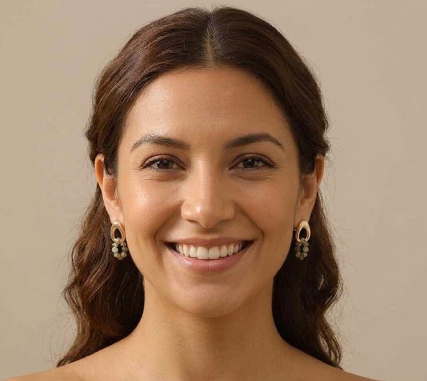 Maggie Earrings with stone