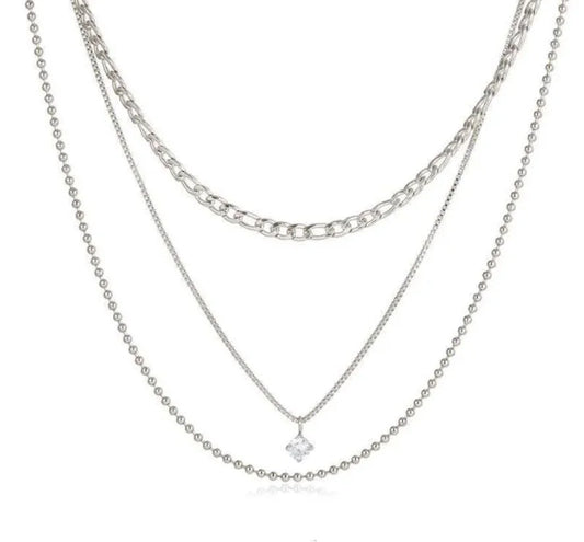 Priscilla Necklace in silver
