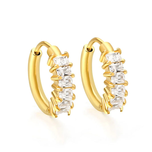 Mira Huggie Earrings in Gold