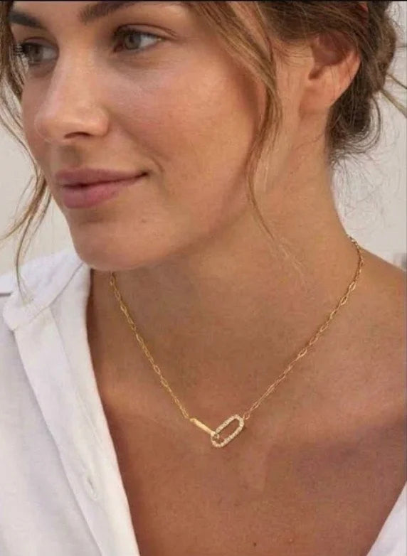 Nala  Crystal Necklace in Gold