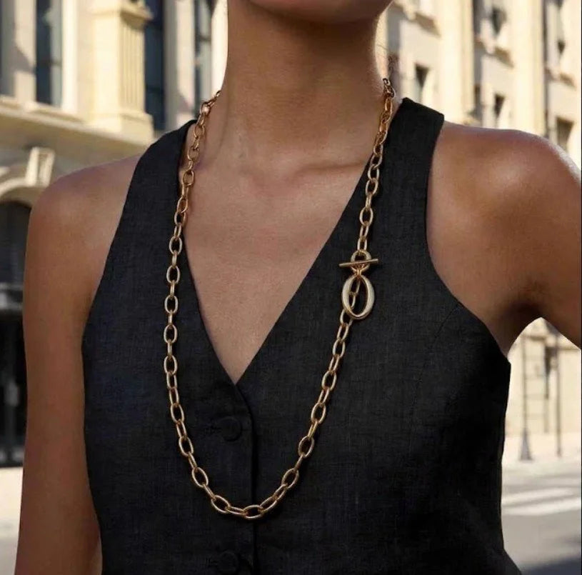 Norah Necklace in Gold