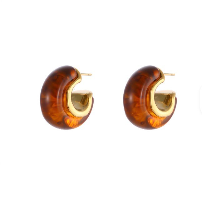 Leilani C-Hoop Earrings in Gold
