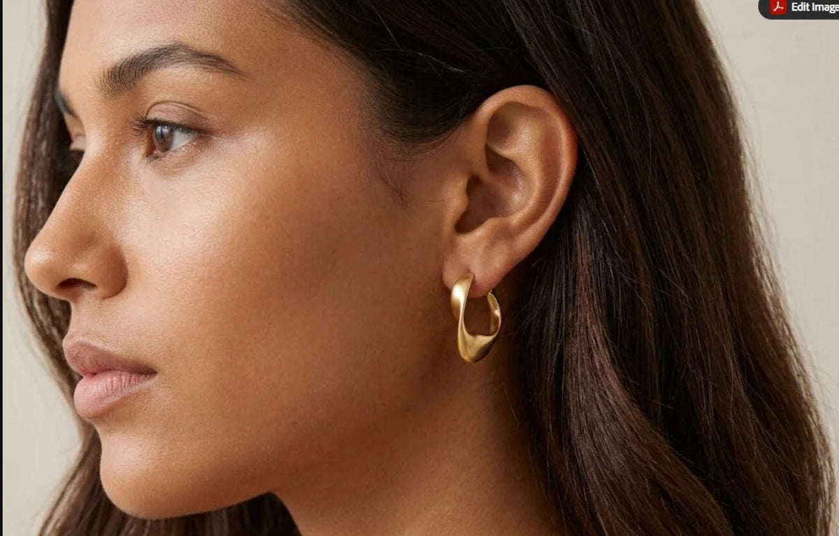 Margot C-Hoop Earrings