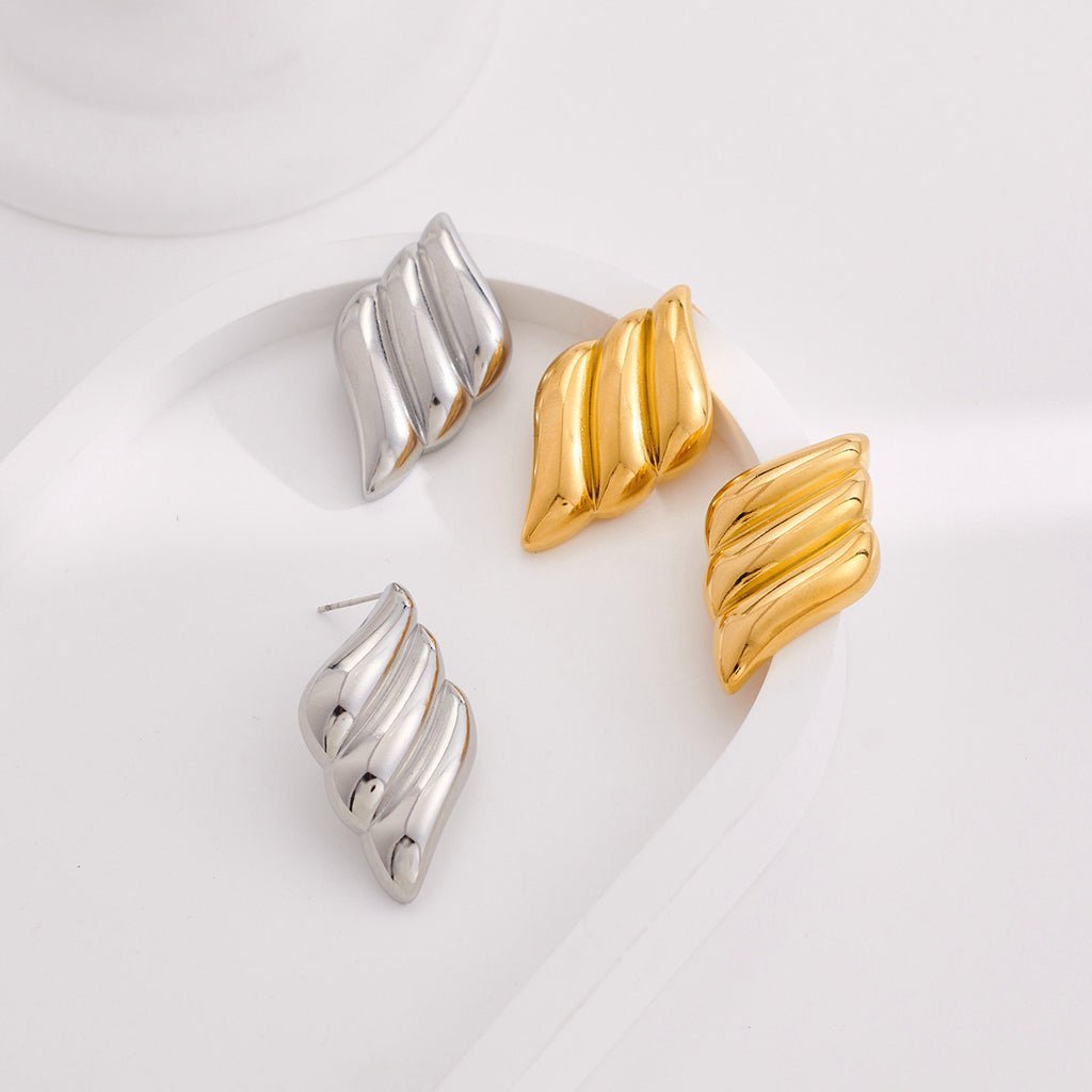 Organic Savannah Drop Earrings in Gold